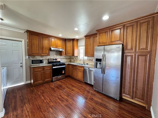 17104 La Salle, Gardena, CA 90247
