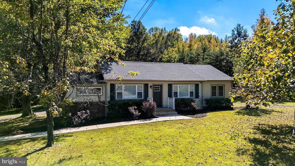 7655 HAWTHORNE RD, La Plata, MD 20646