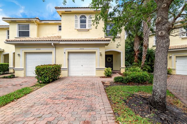 13354 Georgian Court, Wellington, FL 33414