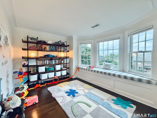 57 Revonah Avenue, Stamford, CT 06905