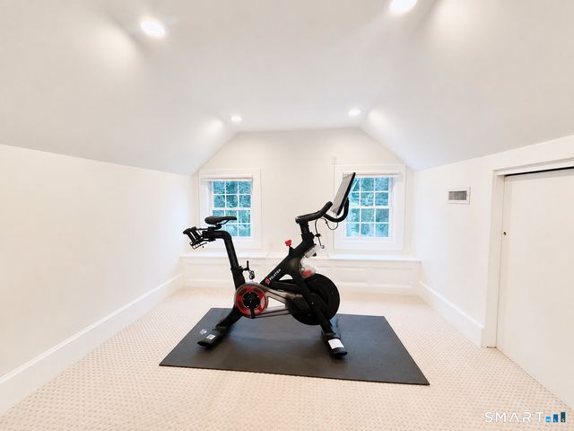 57 Revonah Avenue, Stamford, CT 06905