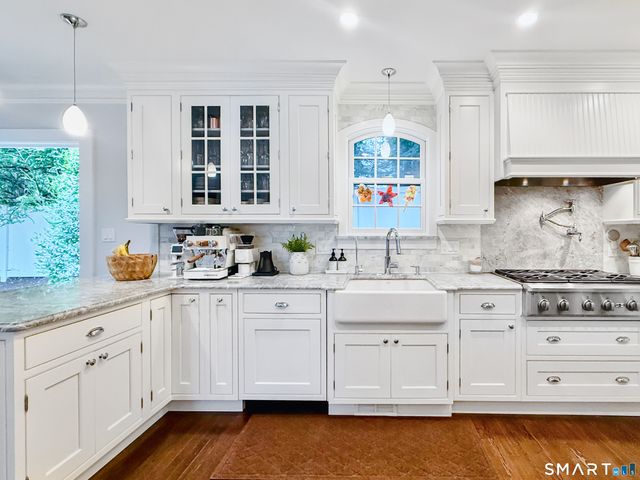 57 Revonah Avenue, Stamford, CT 06905