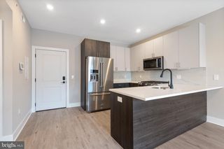 408-10 N FRONT ST #10, Philadelphia, PA 19123