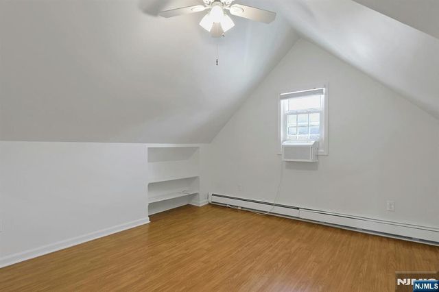 33 Clayton Street, Hillsdale, NJ 07642