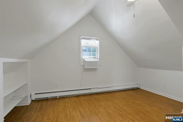 33 Clayton Street, Hillsdale, NJ 07642