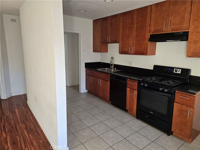 1012 Davis Avenue B, Glendale, CA 91201