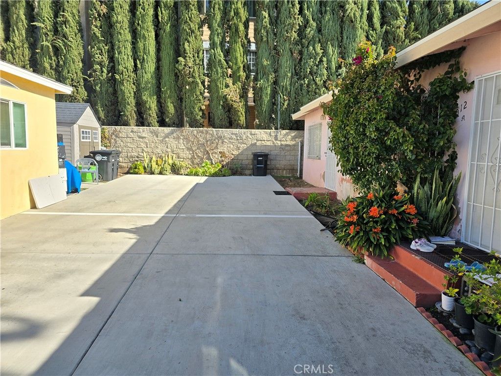 1012 Davis Avenue B, Glendale, CA 91201