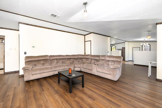 1064 Brandywine Trce, Summerton, SC 29148