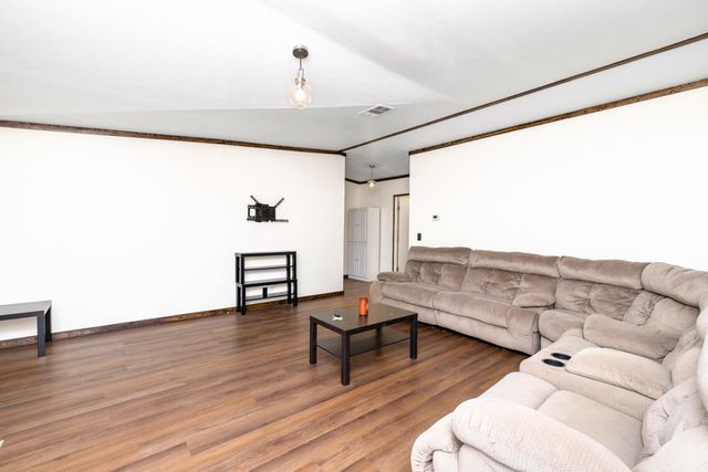 1064 Brandywine Trce, Summerton, SC 29148