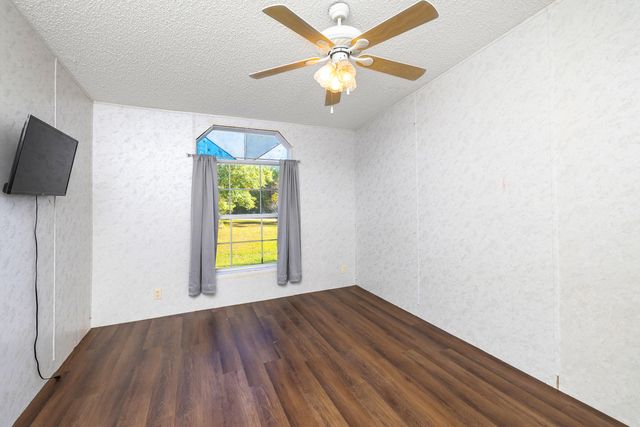 1064 Brandywine Trce, Summerton, SC 29148