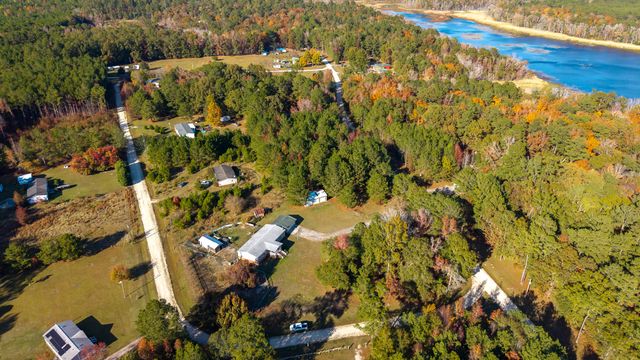 1064 Brandywine Trce, Summerton, SC 29148