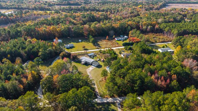 1064 Brandywine Trce, Summerton, SC 29148