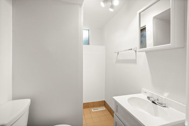 1555 W 4950 S, Taylorsville, UT 84123