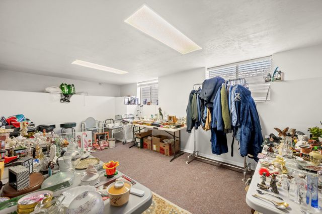 1555 W 4950 S, Taylorsville, UT 84123