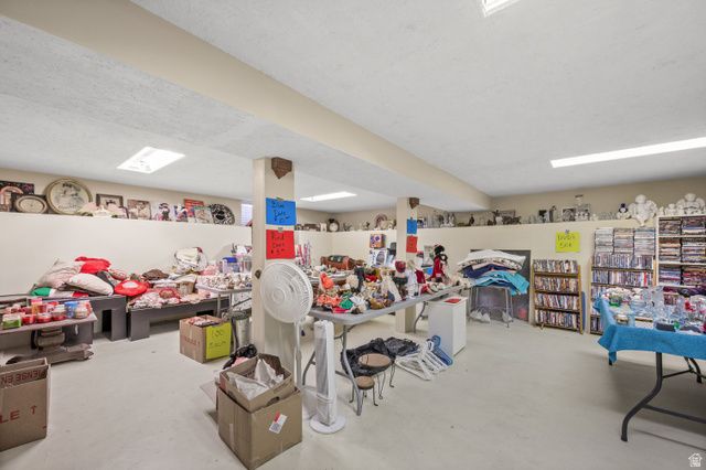 1555 W 4950 S, Taylorsville, UT 84123