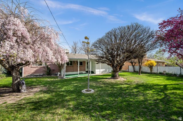1555 W 4950 S, Taylorsville, UT 84123