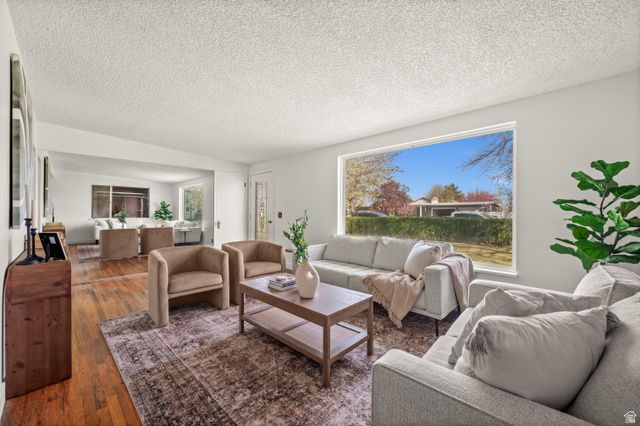 1555 W 4950 S, Taylorsville, UT 84123