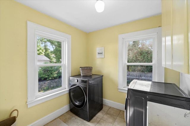 838 Maple Street, Manchester, NH 03104