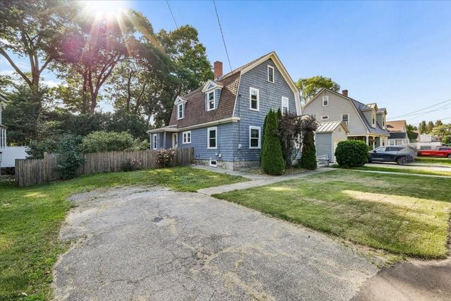 838 Maple Street, Manchester, NH 03104