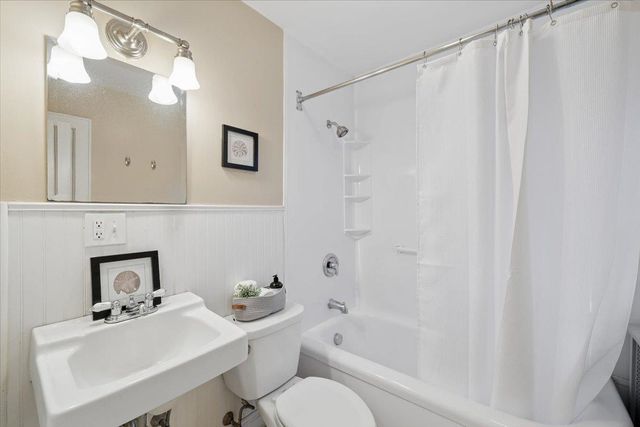 838 Maple Street, Manchester, NH 03104