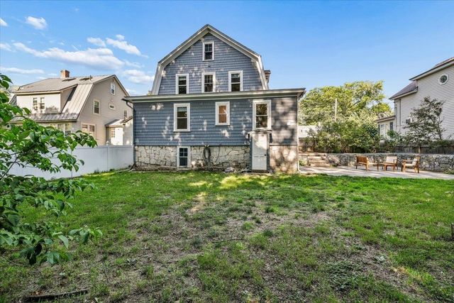 838 Maple Street, Manchester, NH 03104