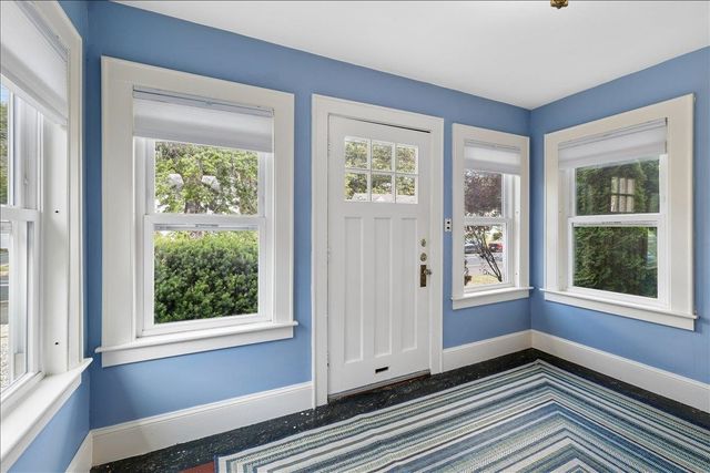 838 Maple Street, Manchester, NH 03104