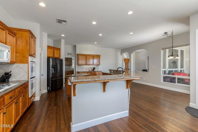10503 Hinderhill Drive, Bakersfield, CA 93312