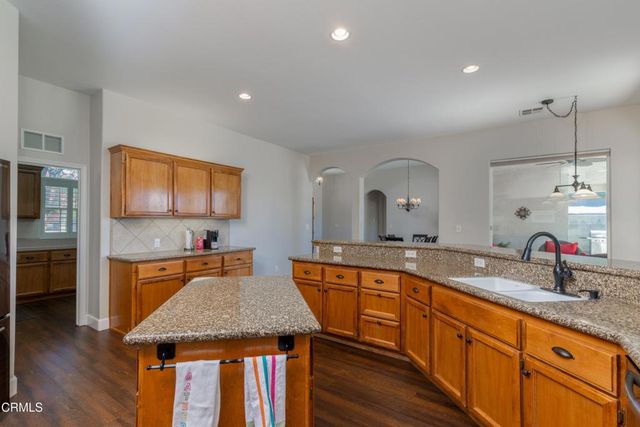 10503 Hinderhill Drive, Bakersfield, CA 93312