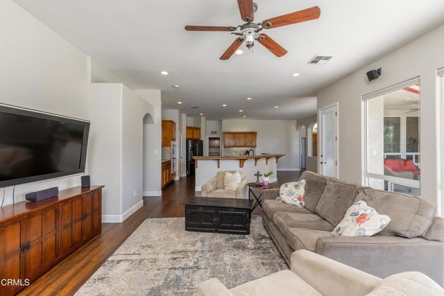 10503 Hinderhill Drive, Bakersfield, CA 93312
