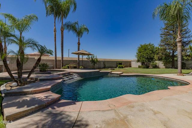 10503 Hinderhill Drive, Bakersfield, CA 93312