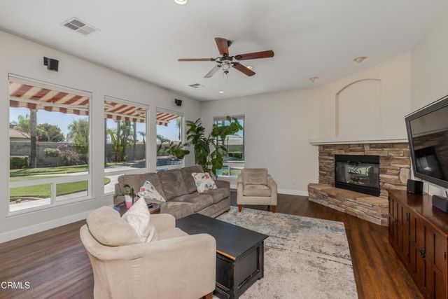 10503 Hinderhill Drive, Bakersfield, CA 93312