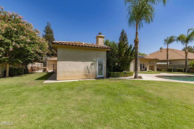 10503 Hinderhill Drive, Bakersfield, CA 93312