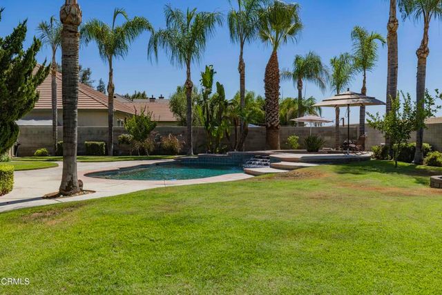 10503 Hinderhill Drive, Bakersfield, CA 93312