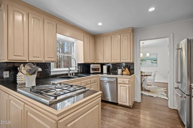 1120 Queensferry Road, Cary, NC 27511