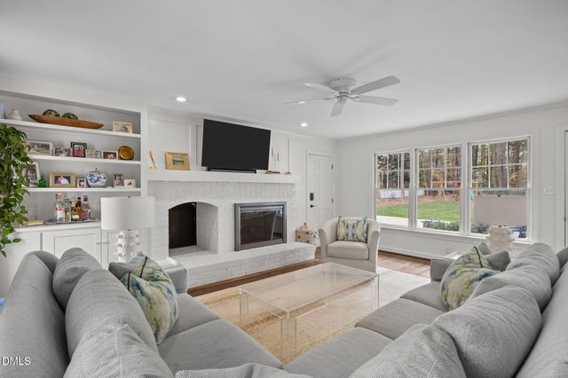 1120 Queensferry Road, Cary, NC 27511