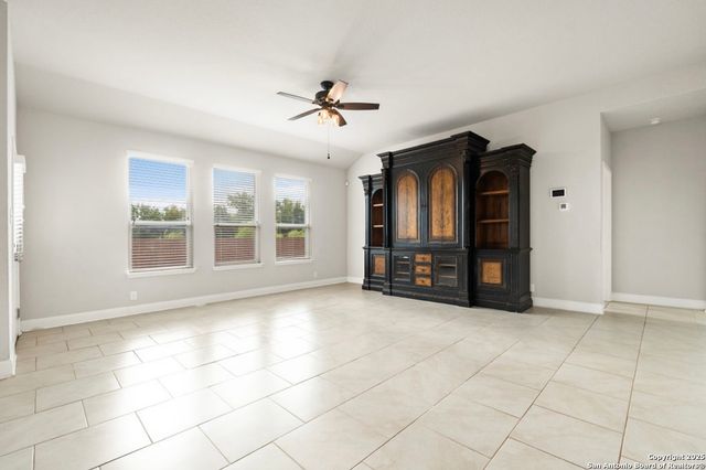 8846 Chavez Path, San Antonio, TX 78254