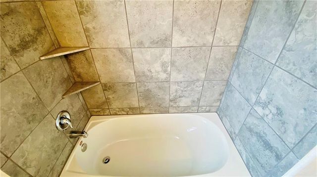 21313 Wilmiller LN, Pflugerville, TX 78660