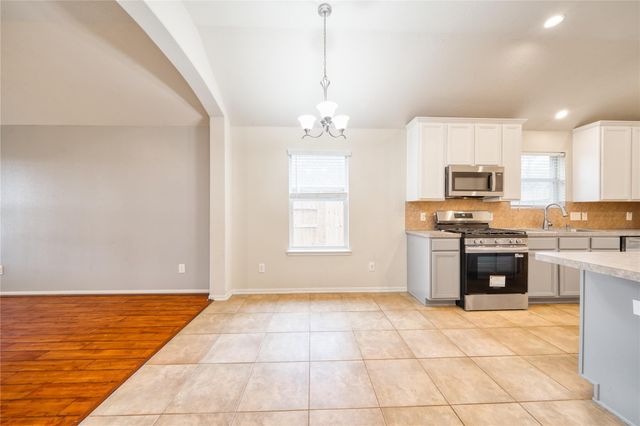 7615 Lakeside Manor Lane, Pearland, TX 77581