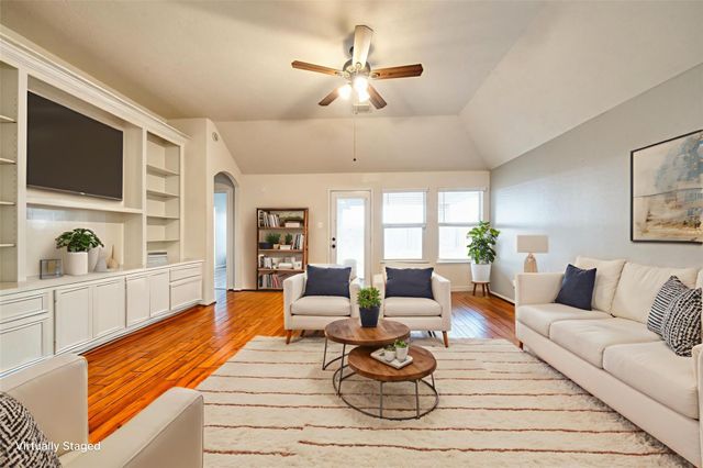 7615 Lakeside Manor Lane, Pearland, TX 77581