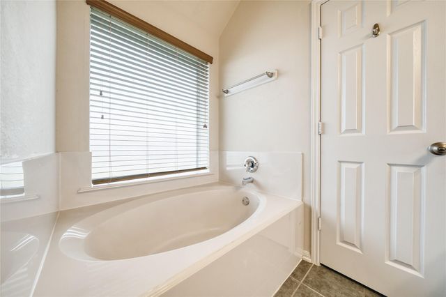 7615 Lakeside Manor Lane, Pearland, TX 77581