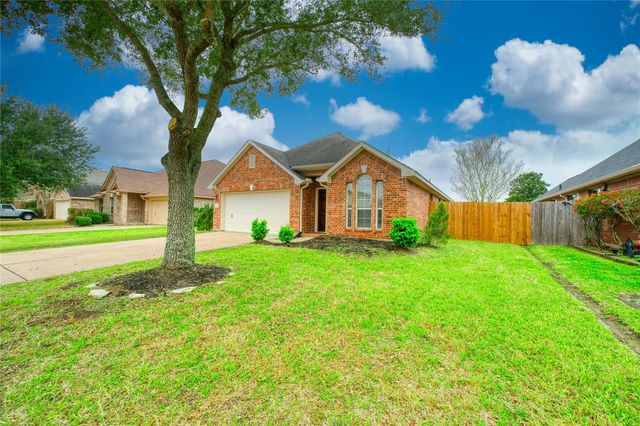 7615 Lakeside Manor Lane, Pearland, TX 77581