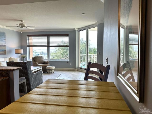 10099 Nelle Ave 303, Pensacola, FL 32507