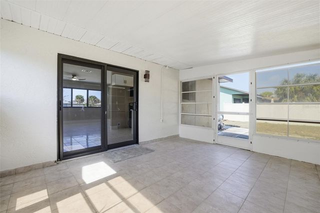 400 KENOVA STREET, Port Charlotte, FL 33954