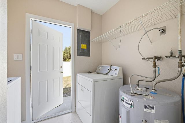 400 KENOVA STREET, Port Charlotte, FL 33954