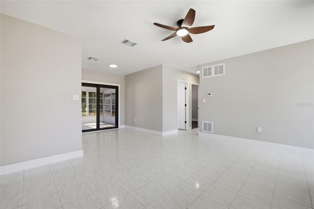 400 KENOVA STREET, Port Charlotte, FL 33954