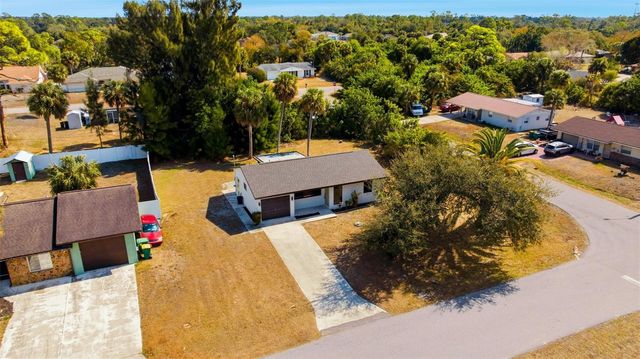 400 KENOVA STREET, Port Charlotte, FL 33954