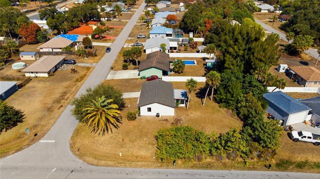 400 KENOVA STREET, Port Charlotte, FL 33954