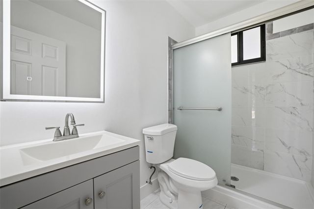 400 KENOVA STREET, Port Charlotte, FL 33954