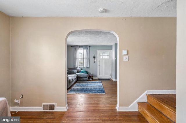 921 SPRUCE ST, Collingdale, PA 19023
