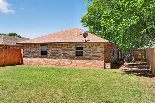 134 N O Avenue, El Reno, OK 73036